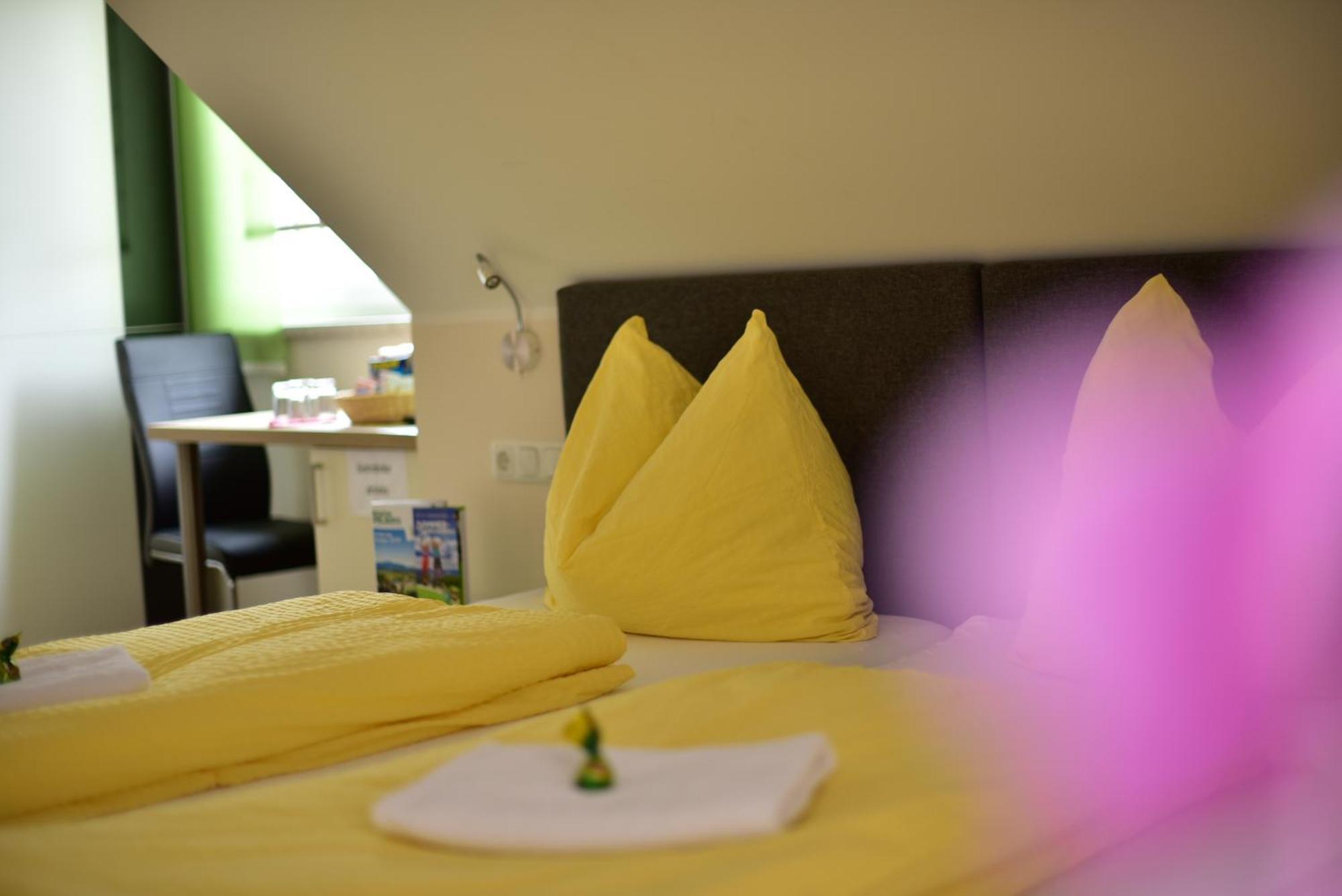 Ferienwohnungen Und Zimmer Yassi Spielberg Bei Knittelfeld Eksteriør billede