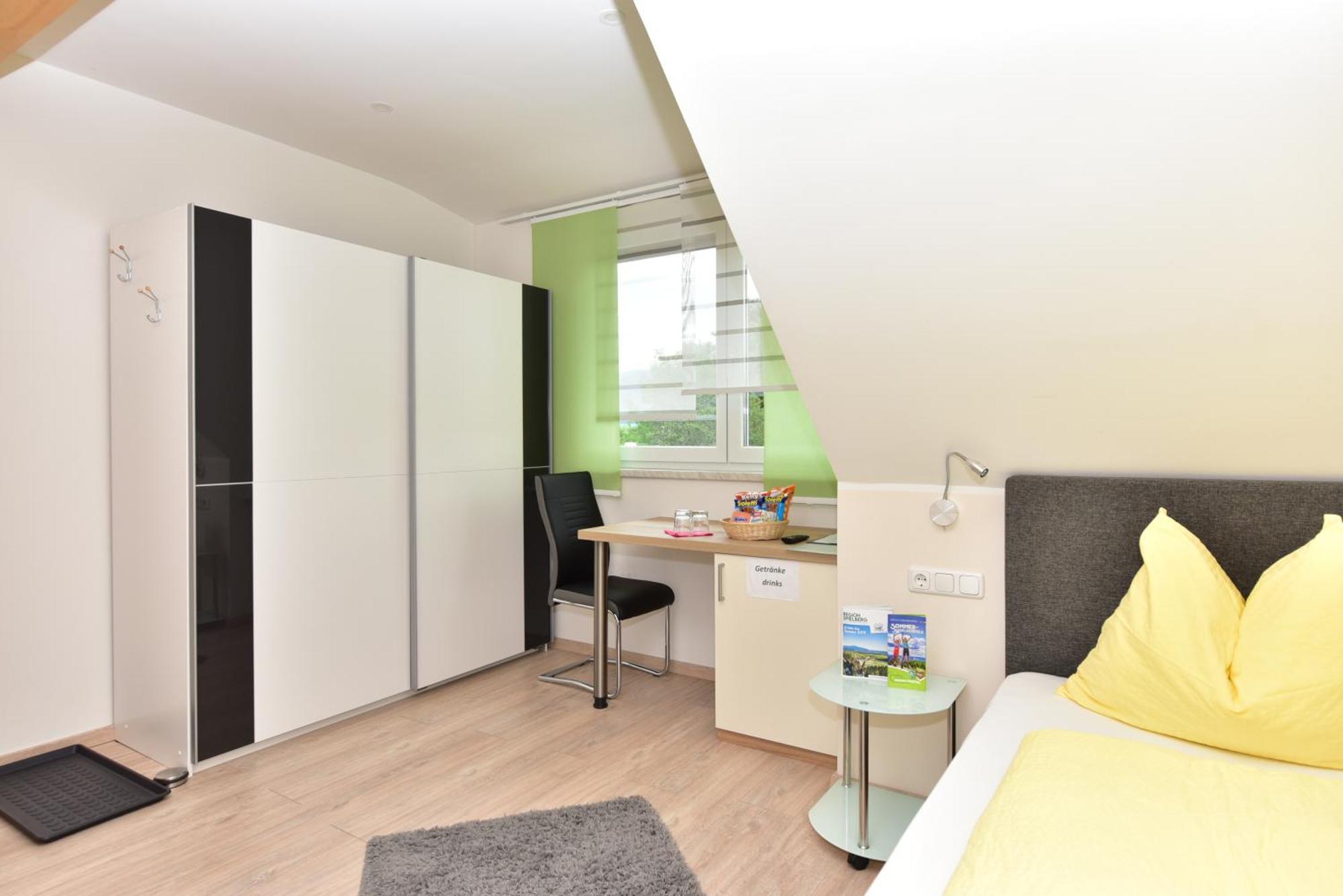 Ferienwohnungen Und Zimmer Yassi Spielberg Bei Knittelfeld Eksteriør billede